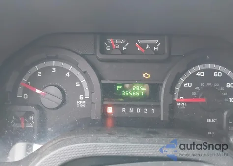 2010 Ford E-150 Commercial/Recreational z USA, uszkodzony, nr VIN 1FTNE1EW8ADA66946